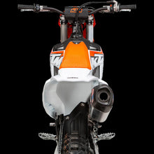 Load image into Gallery viewer, YOSHIMURA MUFFLER RS-12 SO SS/AL/CF KTM 250/450 262542S320