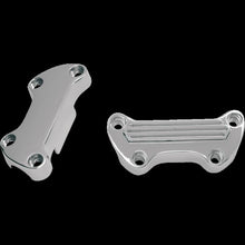 Load image into Gallery viewer, DRAG SPECIALTIES FINNED H/BAR CLAMP (EA) 0603-0003
