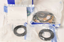 Load image into Gallery viewer, Genuine Volvo Penta Gasket Set - Gearcase Seal Kit  DP290A, DP-A, DP-B A| 876266