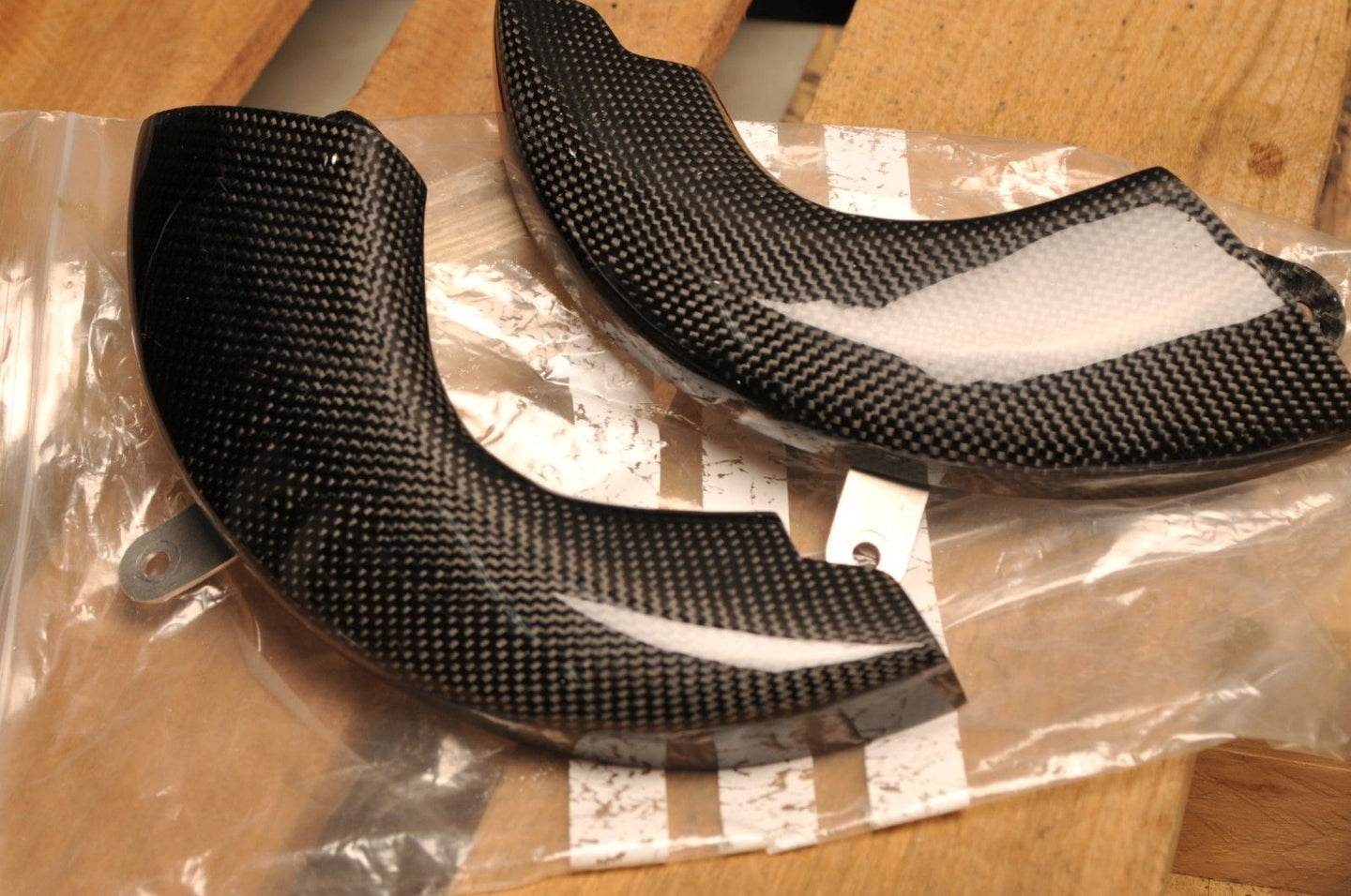 YAMAHA R6 2006 CARBON FIBER FIBRE RACING BRAKE DUCT DUCTS KIT SCOOPS GP STYLE