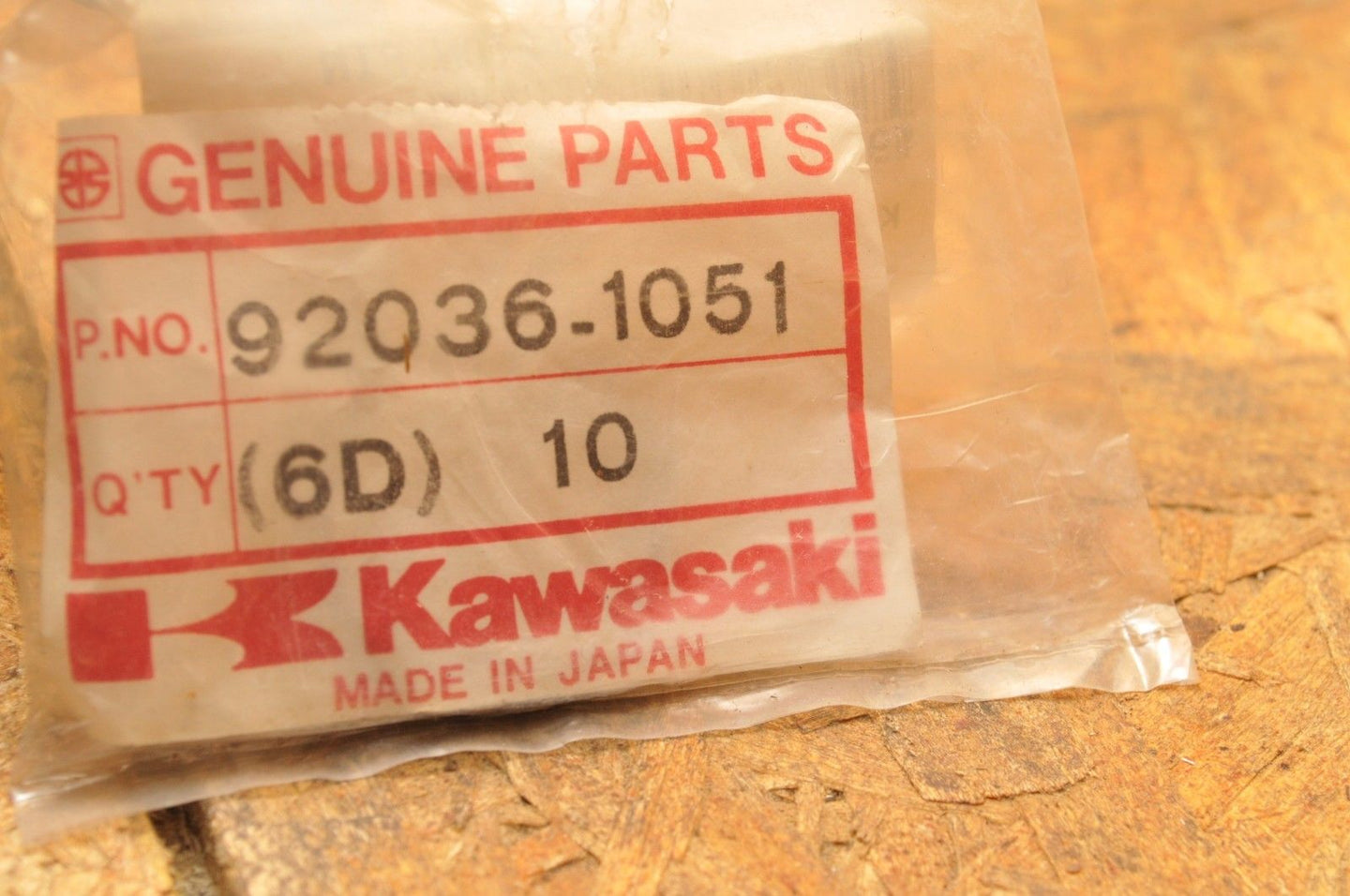 NEW NOS KAWASAKI CIRCLIP SNAP RING - PISTON 92036-1051 *PAIR* KL600 1984-86