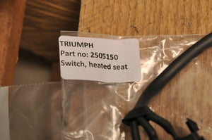 NOS OEM TRIUMPH T2505150 SWITCH, HEATED SEAT - TIGER EXPLORER TROPHY 1215 ++