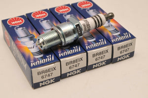 (4) NGK BR8EIX 6747 Spark Plug Plugs Bougies - Lot of Four / Lot de Quatre