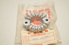 Load image into Gallery viewer, GENUINE NOS HONDA 18231-200-010 PIPE JOINT,EXHAUST HEADER - CA95 CB92 1959