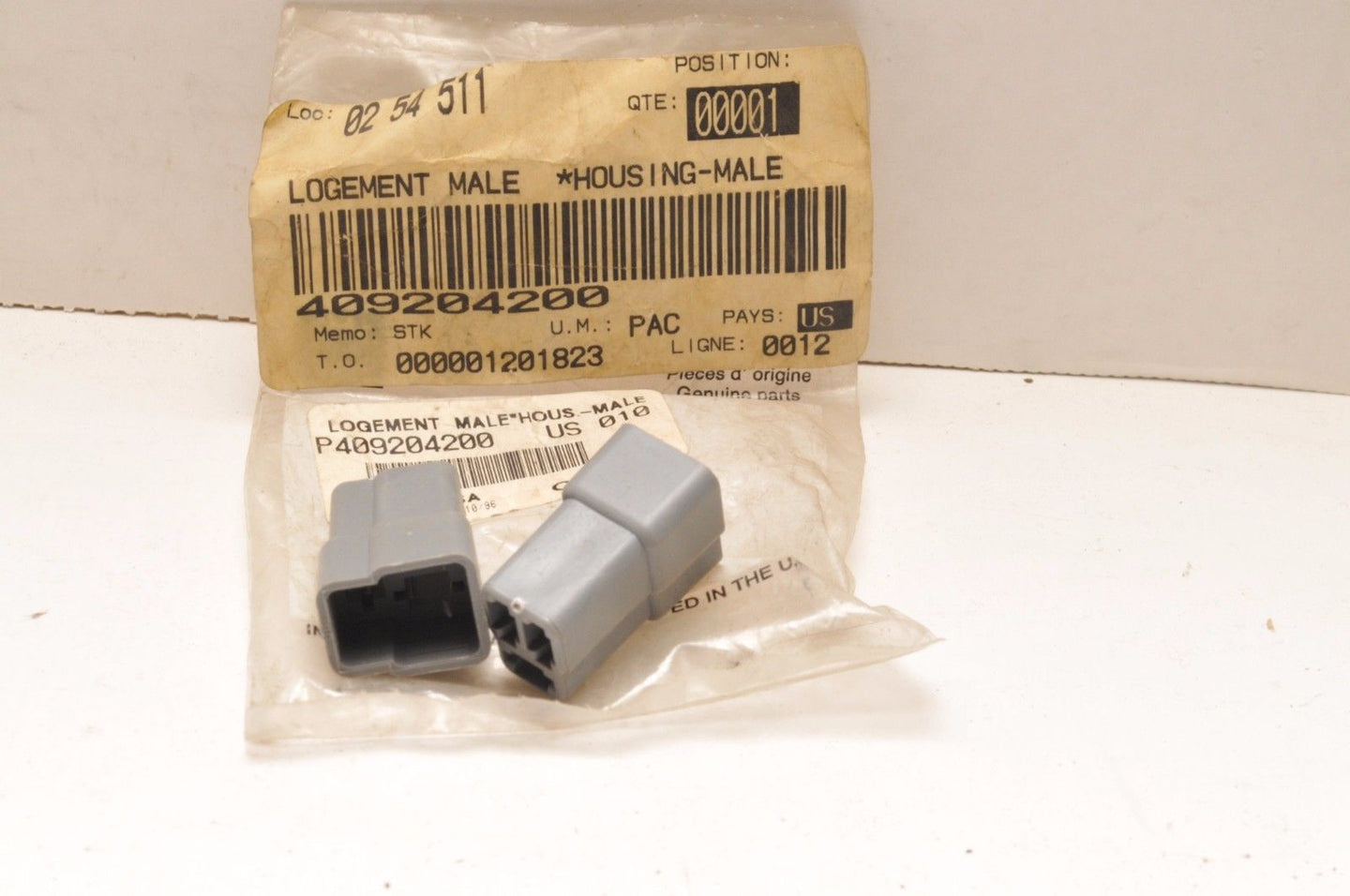 NEW NOS SKIDOO MALE TERMINAL HOUSING 409204200 Qty:2 FORMULA GRAND TOURING ++