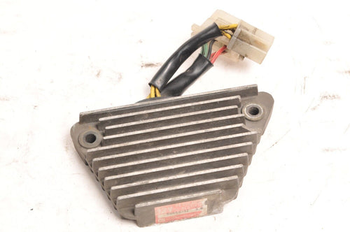 Genuine Honda Voltage Regulator Sh556-12 Short Wire VT750 VT700 | 31600-ME9-008