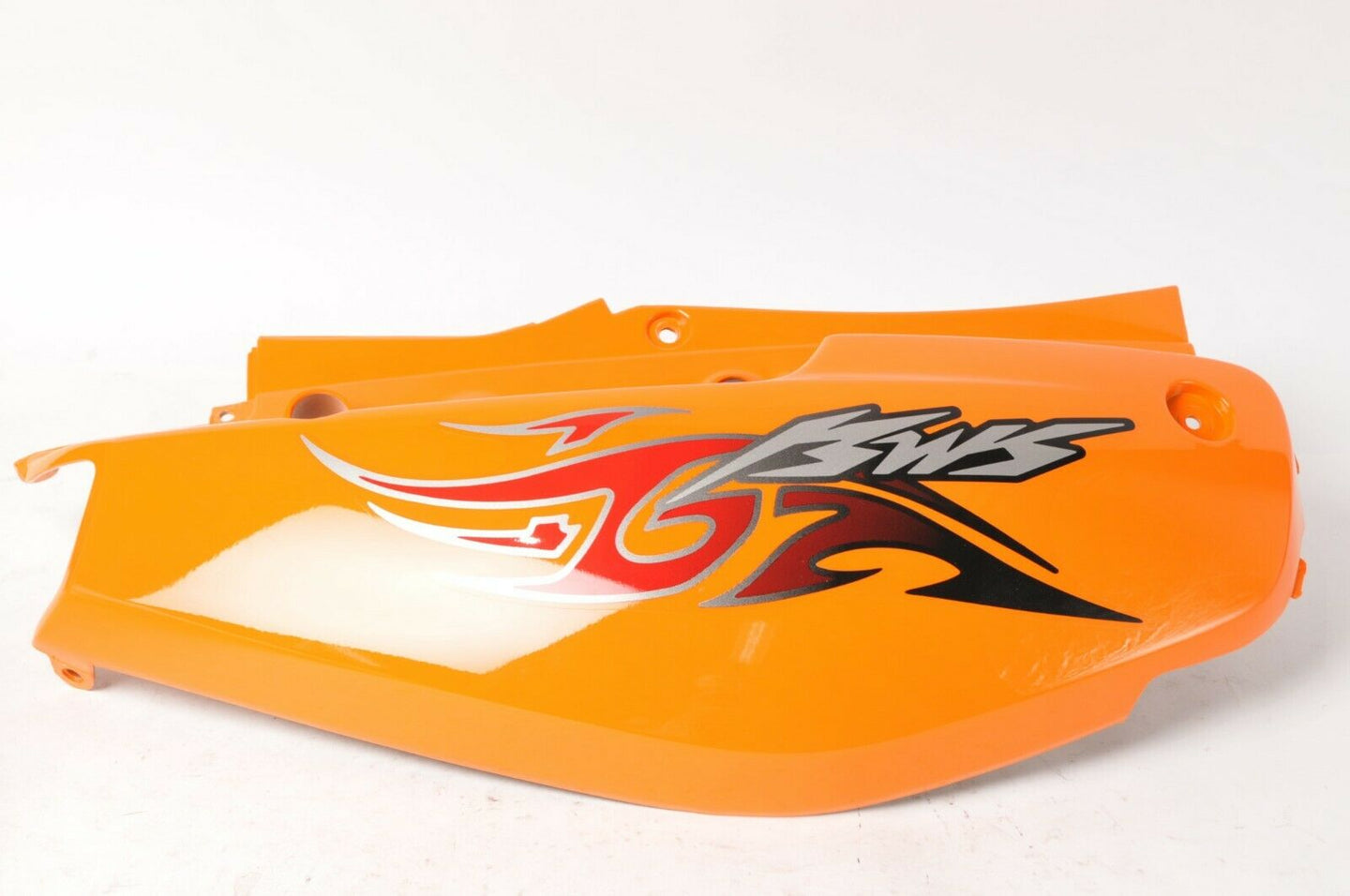 Genuine Yamaha 4VP-XF173-11-P9 Cover,Right Fairing BWS Zuma ORANGE TRIBAL