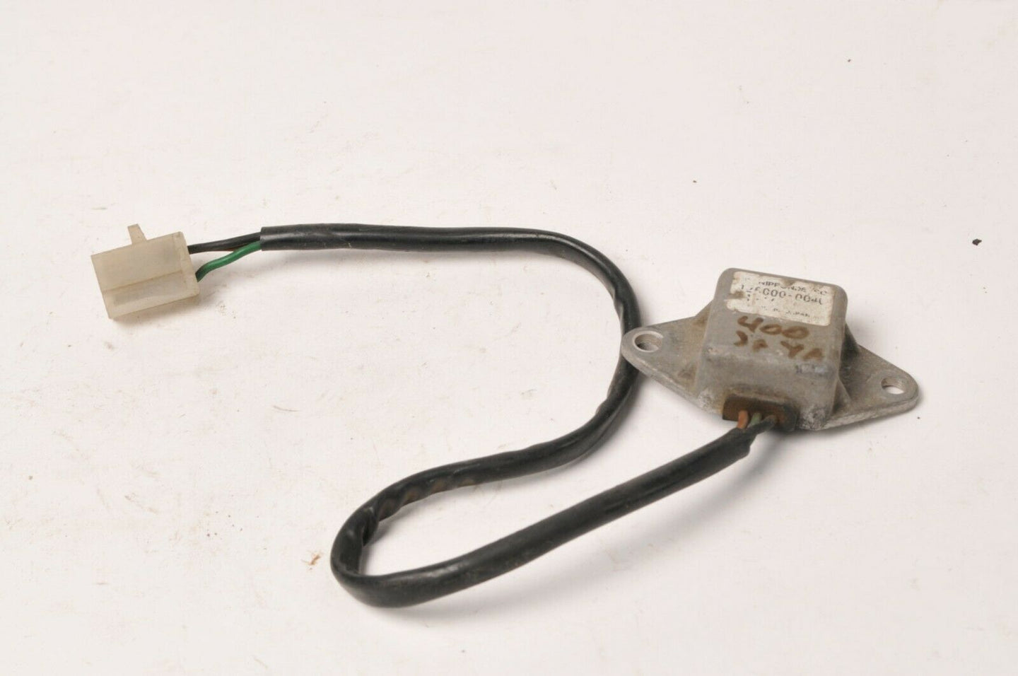 Yamaha 2L0-81910-50-00 Voltage Regulator Denso XS400 1978-1982
