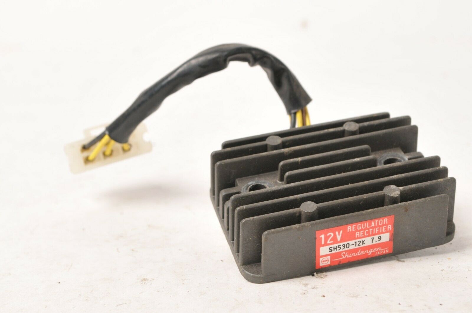 Genuine Kawasaki 21066-1030 Voltage Regulator - KZ550 EX500 Ninja 250R  EX250 ++