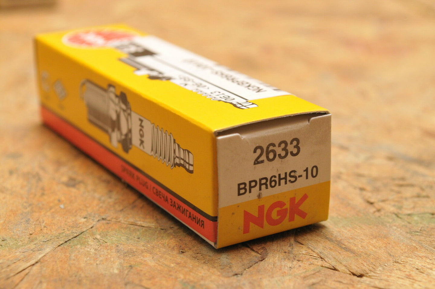 NEW NGK SPARK PLUG BPR6HS-10