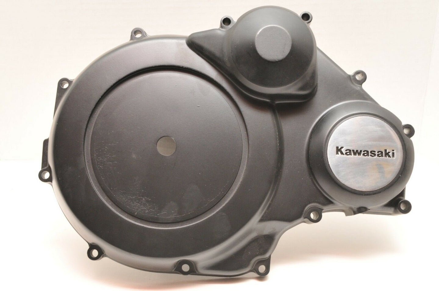 OEM Kawasaki CLUTCH COVER (ENGINE RIGHT SIDE) 14024-1067 * HAS IMPERFECTIONS *