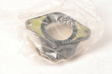 Load image into Gallery viewer, Genuine Yamaha 5SL-13596-01-00 Intake boot Carb joint Socket - YZF-R6 FZ6 03-09