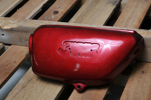 GENUINE HONDA SIDE COVER CB350 Four LH LEFT COVER RED 1972