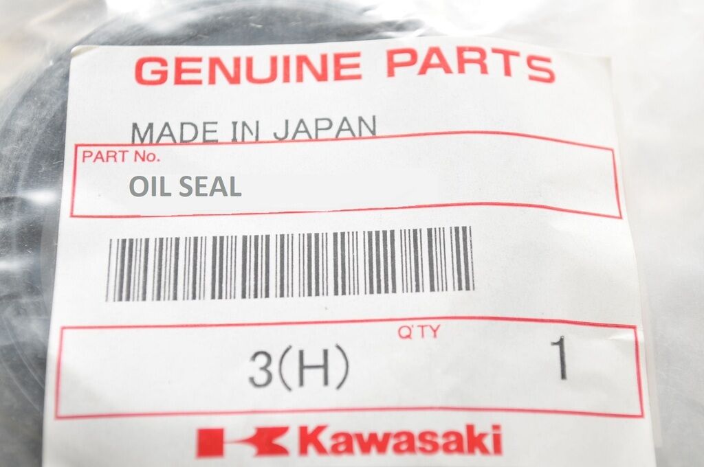New Kawasaki NOS Oil Seal 92050-047 S25407R Z1 KZ1000 KZ900