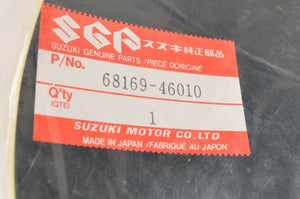 New NOS Genuine Suzuki 68169-46010 Decal Emblem Front Number Plate RM60 RM80