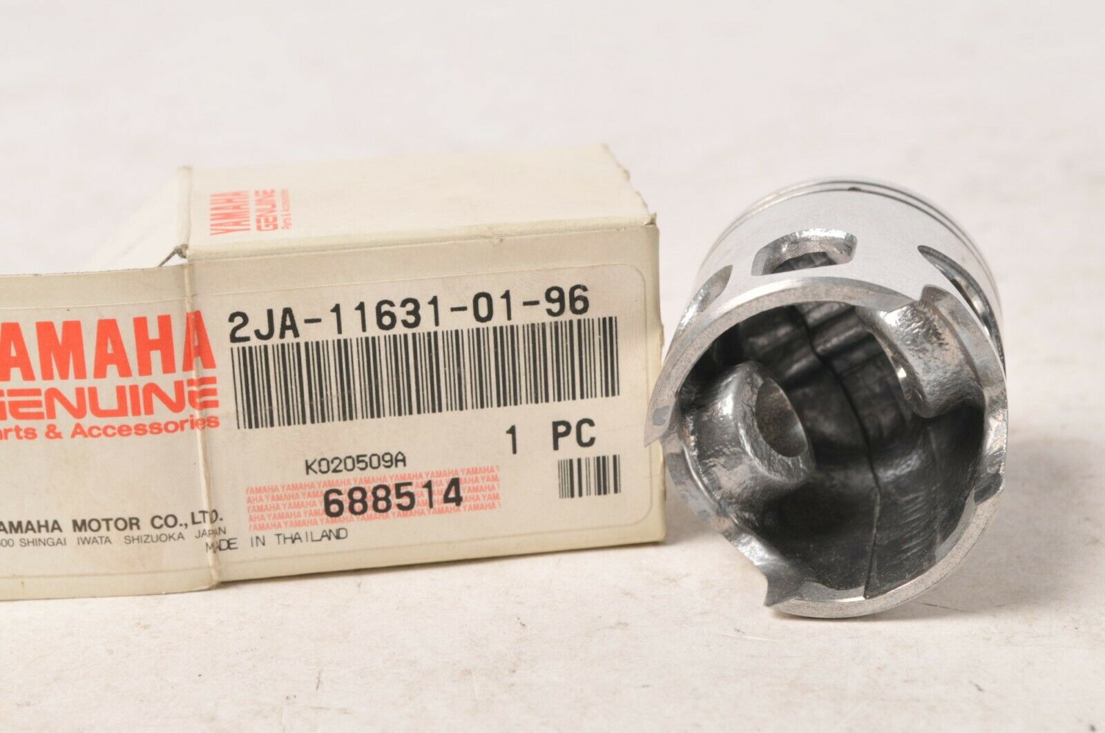 Genuine Yamaha 2JA-11631-01-96 Piston, STD - Jog Zuma CW50 CG50