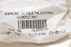 NEW NOS SKIDOO PAWL LOCK(STARTER)420852302 REWIND SKANDIC FORMULA MX MACH Z +++ - Motomike Canada