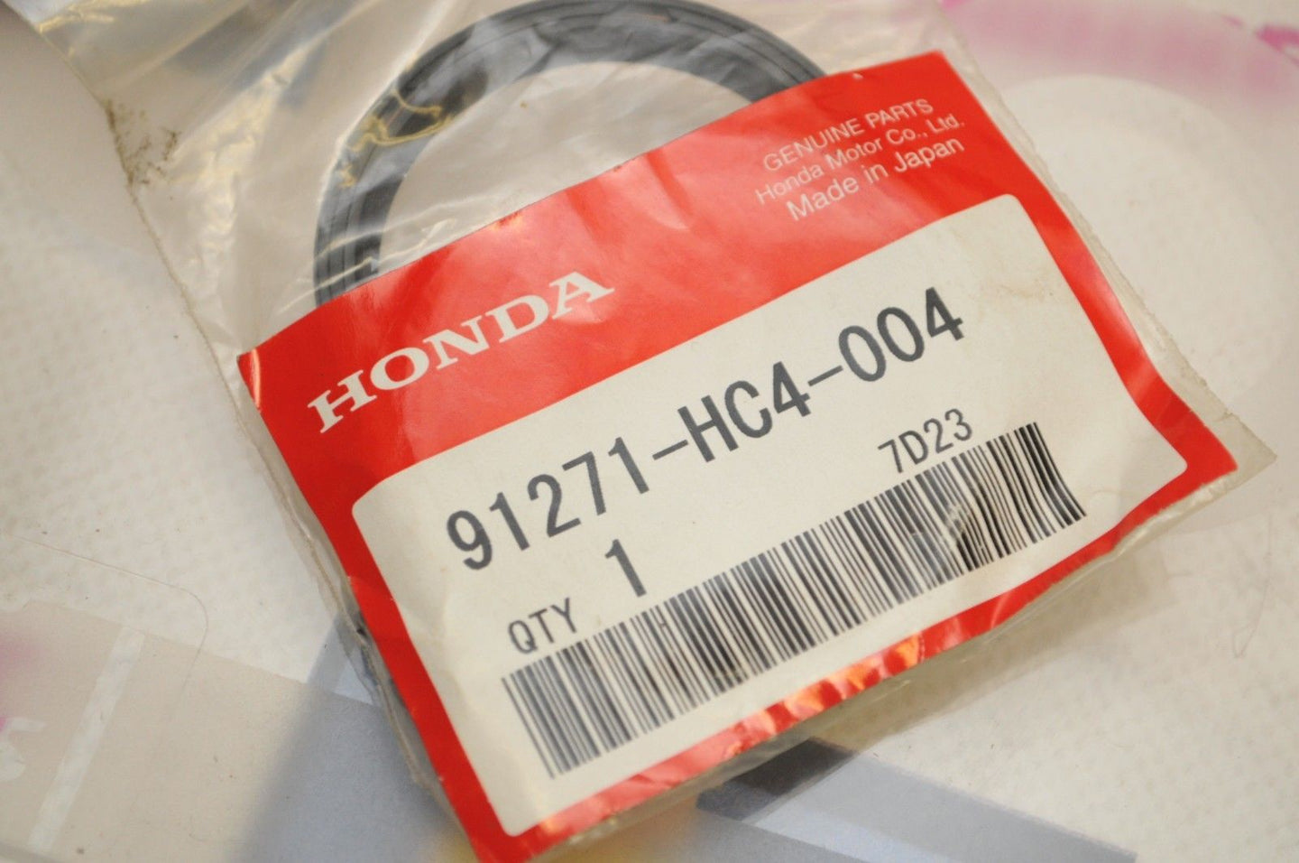 NOS Honda OEM 91271-HC4-004 OIL SEAL (42X51X7) REAR DIFF (ME5) TRX300 TRX400 +++