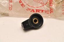 Load image into Gallery viewer, NOS OEM Honda 35151-292-751 Knob,Lighting Switch- C90 CL77 CL72 CB175 CB250 ++