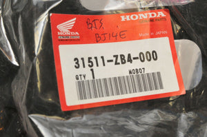 GENUINE Honda POWER EQUIPMENT 31511-ZB4-000 PLATE,BATTERY GUARD EM6000 5000 ++