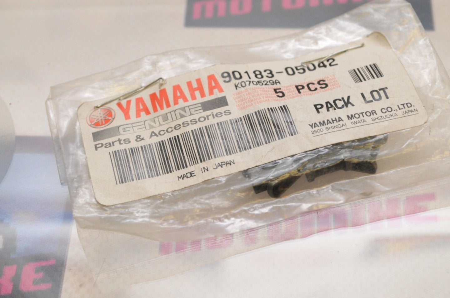 NEW NOS OEM YAMAHA 90183-05042 Qty:5  SPRING NUT, NUTS