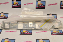Load image into Gallery viewer, OMC/BRP/Evinrude/Johnson  0983061 GASKET,INTAKE MANIFOLD Qty:2