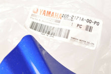 Load image into Gallery viewer, Genuine Yamaha 2C0-2171A-00-P0 Top Cover (fuel tank cover) YZF-R6 2006-07 BLUE