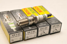 Load image into Gallery viewer, (4) Bosch XR5DC Spark Plug Plugs Bougies-Lot of FOUR  / Lot de Quatre - BMW -741