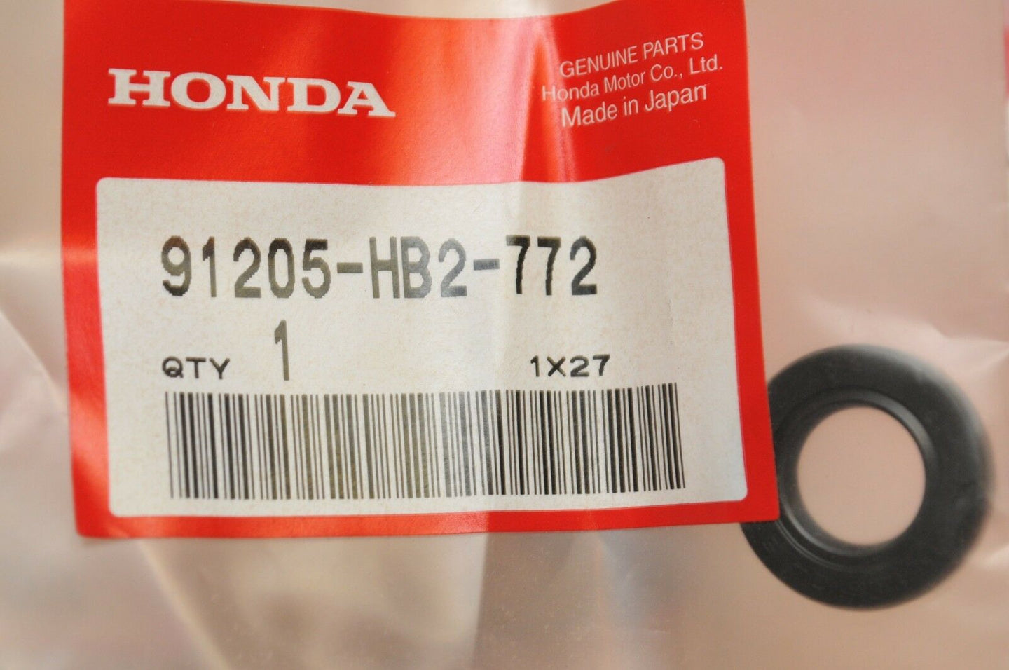 NOS Honda OEM 91205-HB2-772 OIL SEAL(13.8X24X5) TRX70 QA50 CB400F CB750 CT70 ++