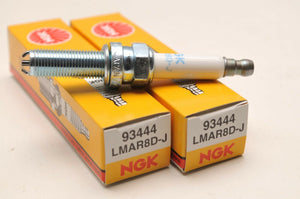 (2) NGK LMAR8D-J Spark Plug Plugs Bougies-Lot of Two / Lot de Deux 93444 BMW ++