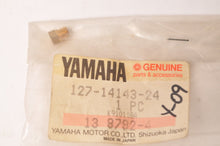 Load image into Gallery viewer, Genuine Yamaha Jet,Main #120 YG5 PW80 RX50 YSR50 Y-Zinger  | 127-14143-24