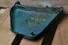 Load image into Gallery viewer, GENUINE YAMAHA SIDE COVER LEFT BLUE 2G2 750 SPECIAL XS750 1978-1979